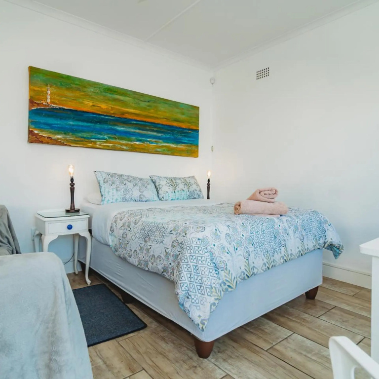 Silver Spray Beach Accommodation — 5
