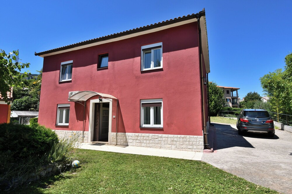 House Iva i Ella