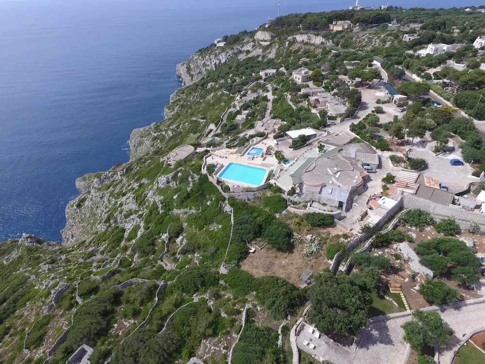 Trullo Ulivo Pool Complex