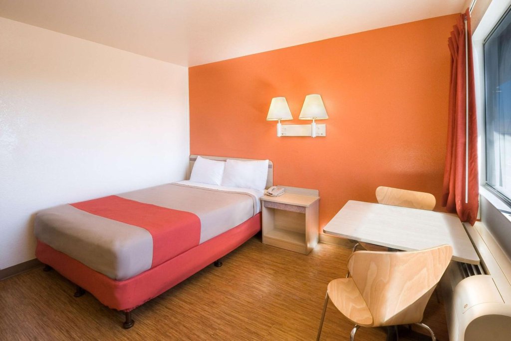 Motel 6 Pendleton, OR — 5