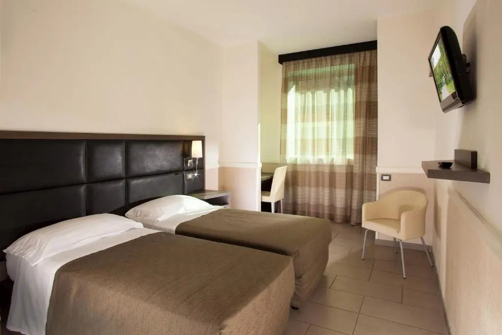 Hotel Artis Room Type - Superior Double Room