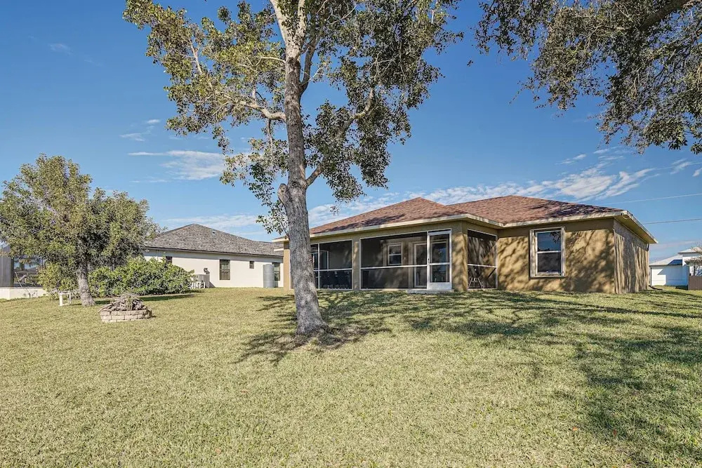 Canal-front Cape Coral Home w/ Fire Pit, By Beach!