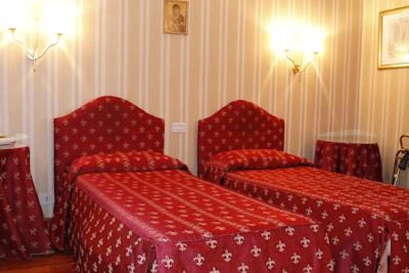 Standard Double room (twin beds)