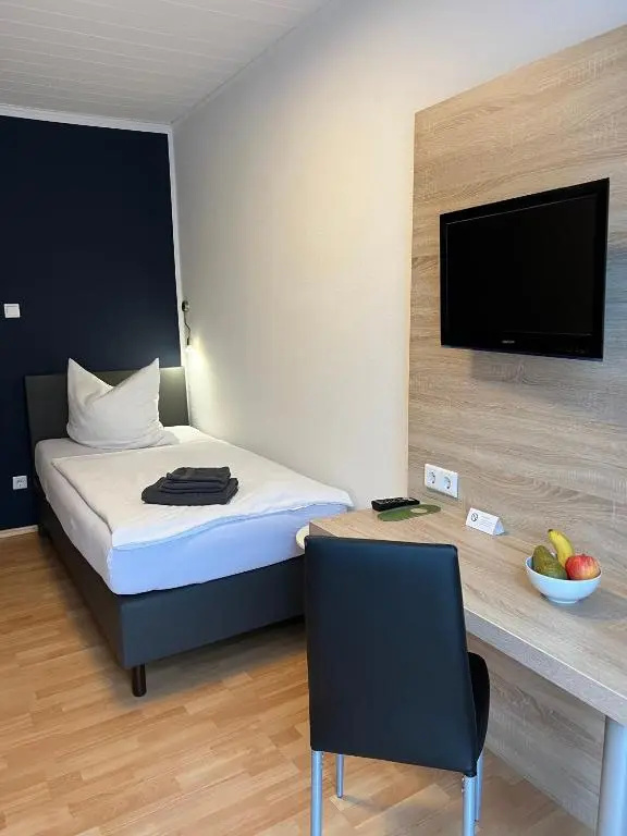 Economy room