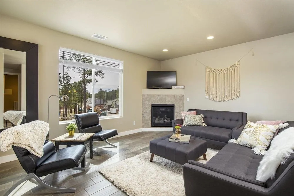 Majestic Peaks — фото 3