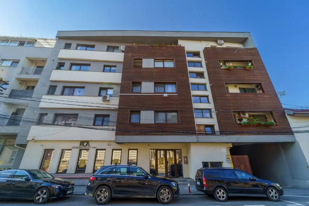 5* mansion in city center