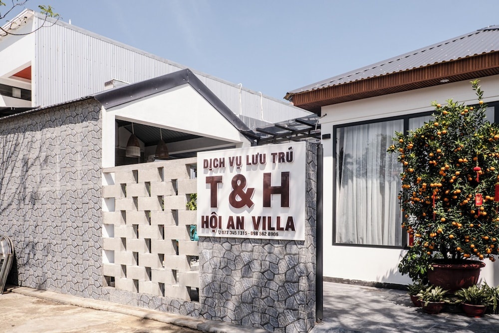 T&H Hoi An Beach Villa in Da Nang