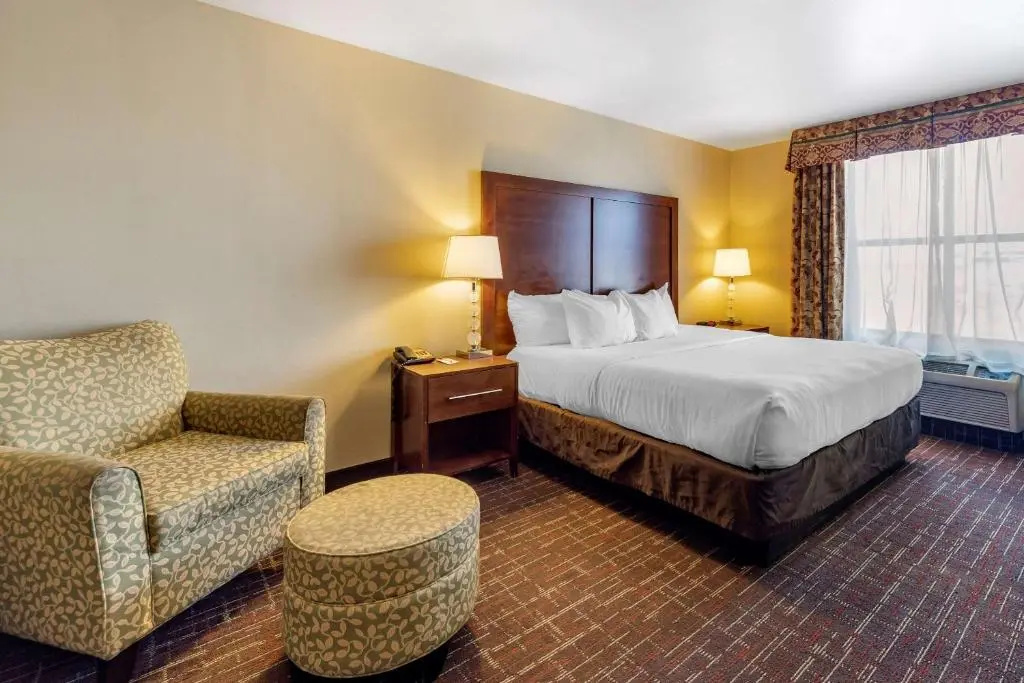 Spark by Hilton Shawnee - Chambres