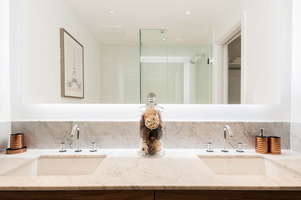 gallery_image_hidden_11