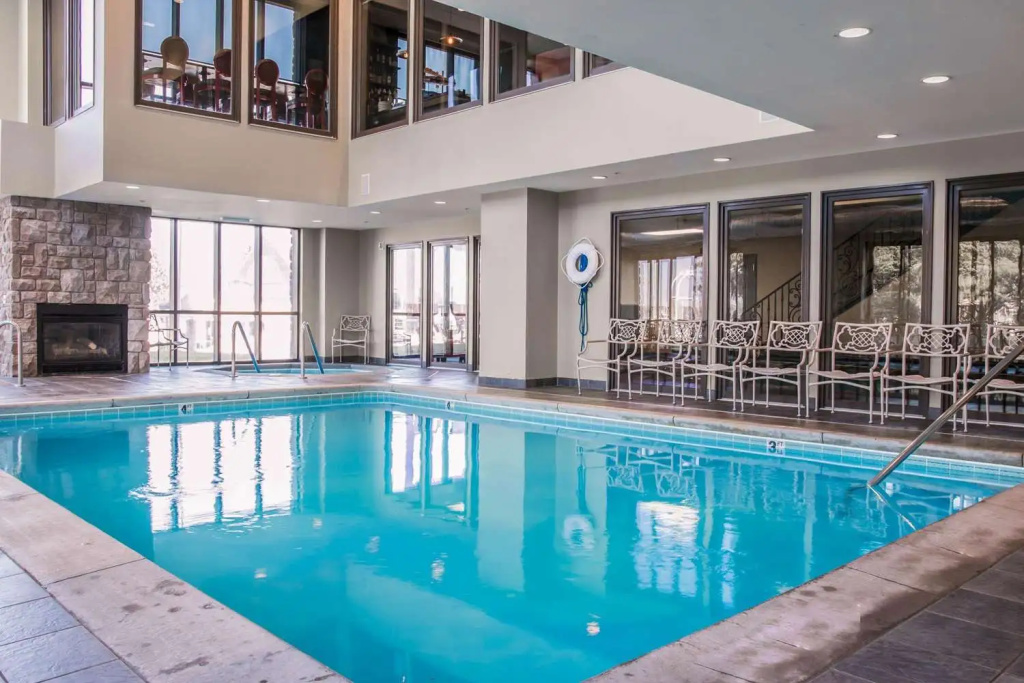 Shoreline Inn & Conference Center, an Ascend Collection Hotel - Général