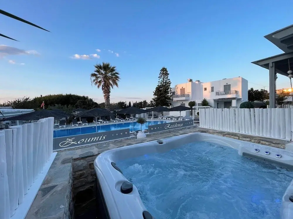 1 Bedroom Luxury Triple room with balcony and with pool view