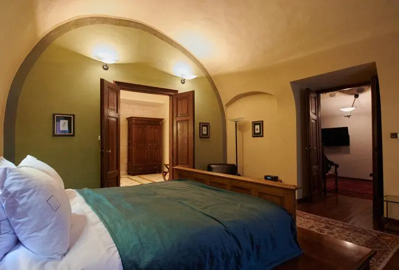 Standard Suite