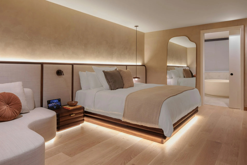 The Moore Miami — 3