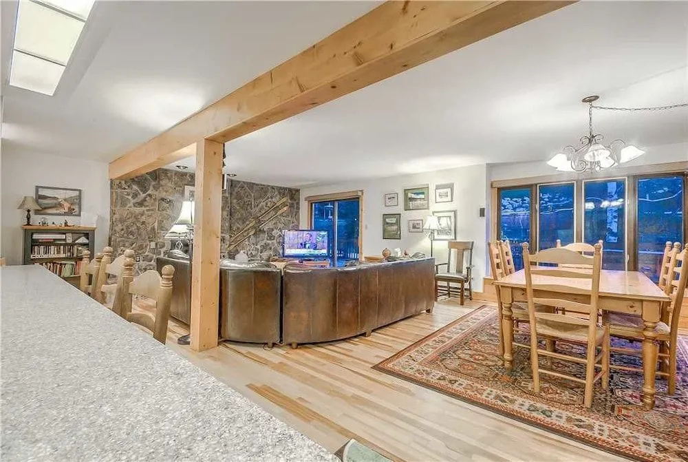 Snowbird Chalet - Général