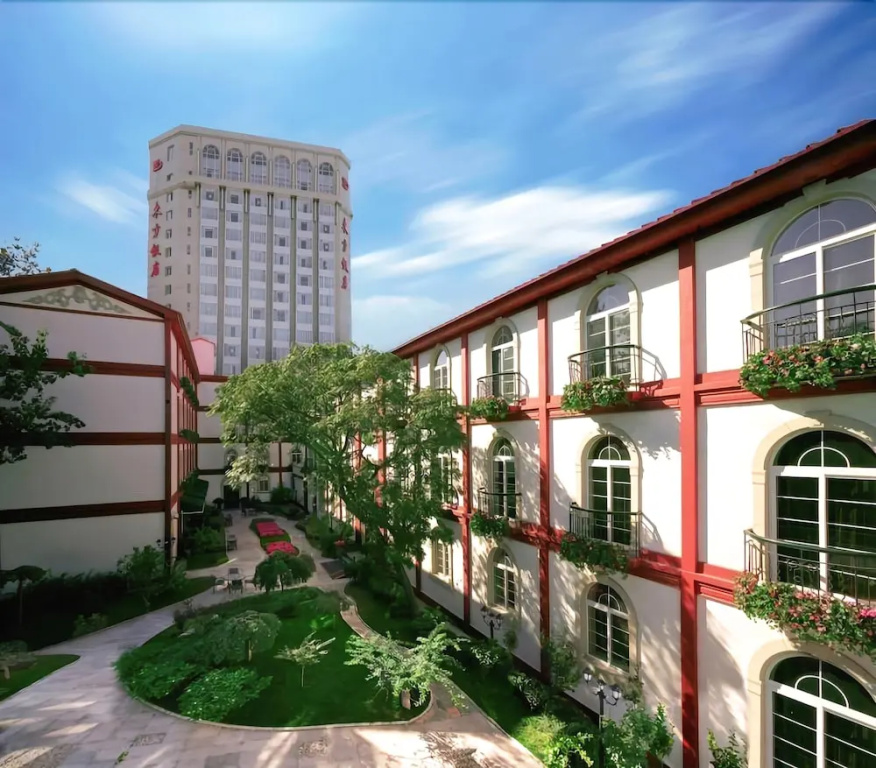 Hotel photo 1