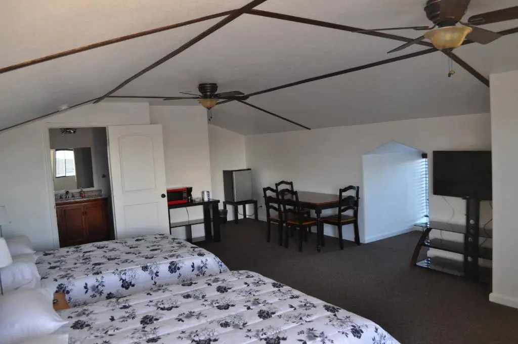 Standard Double Family room (full double bed)