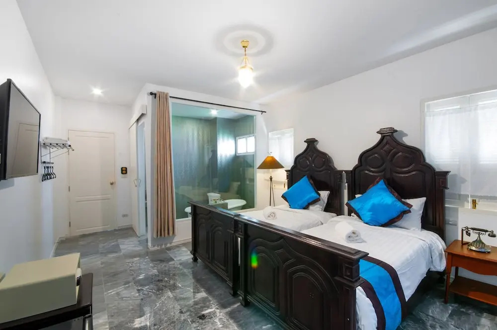 Dharasom Colonial House - Chambres