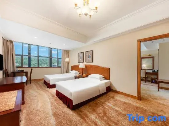 Standard Family room
