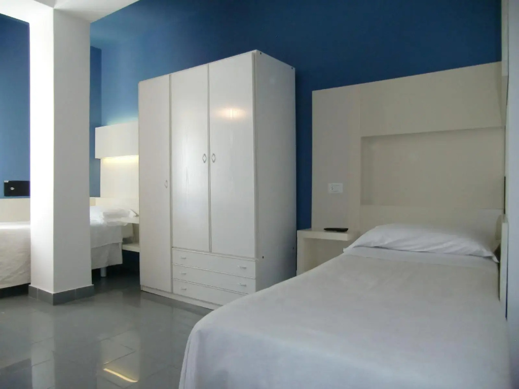 Hotel Desire' - Général