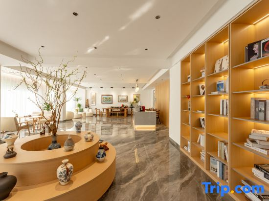 Ziyuan Hotel