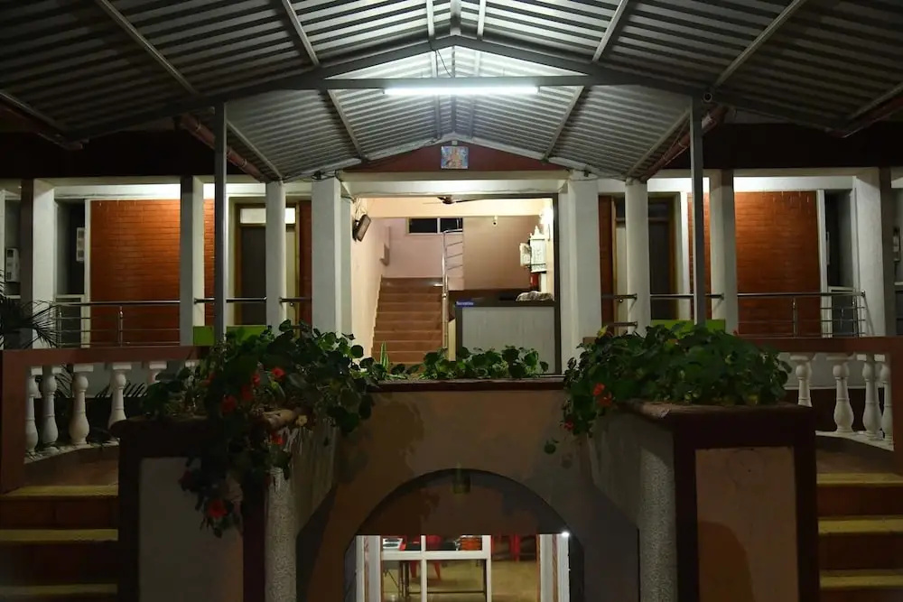 Hotel Mahabaleshwar Palace