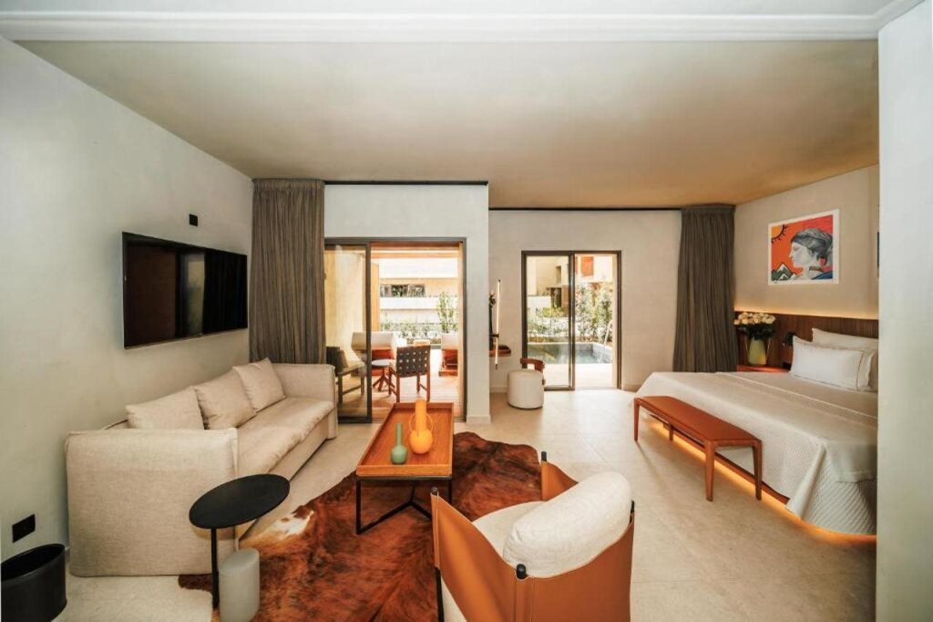 Daphne Hotel Apartments by null