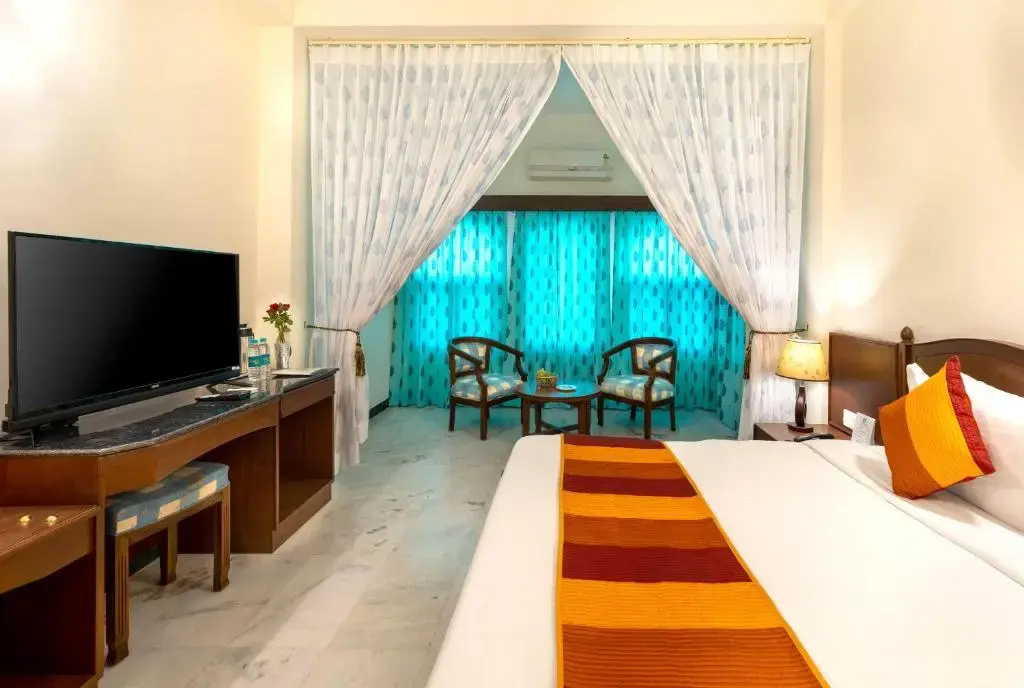Superior Single room with lake view