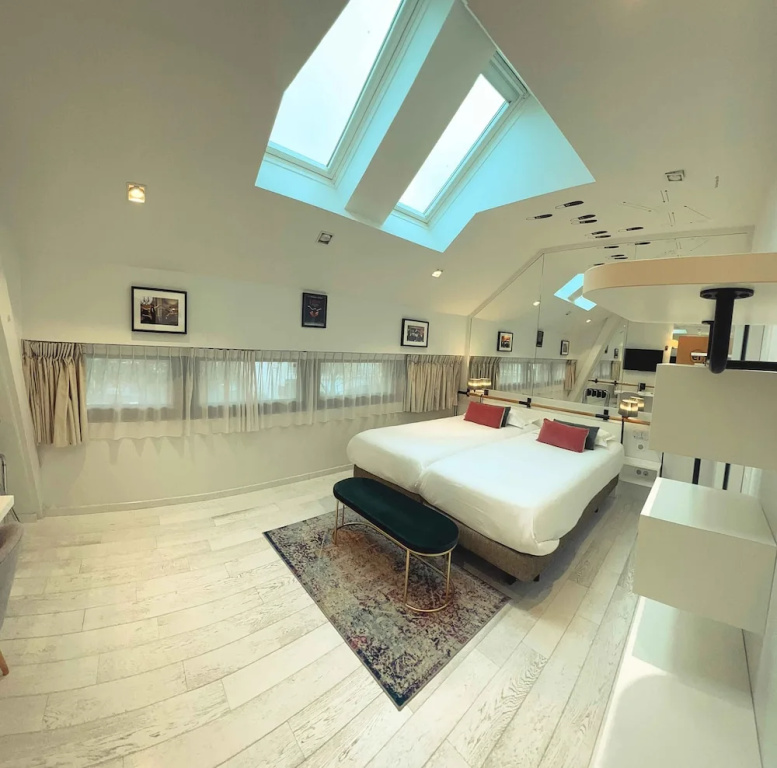 Superior room