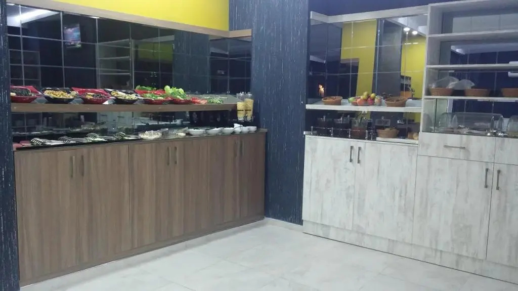 Food & Beverage