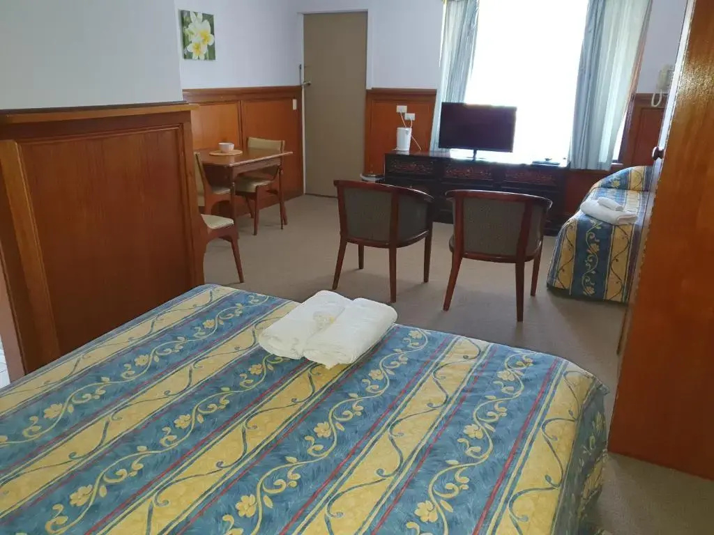 Economy room