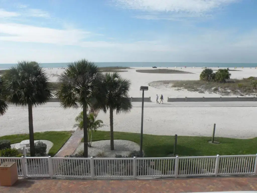 Surf Beach Treasure Island Resort - Chambres