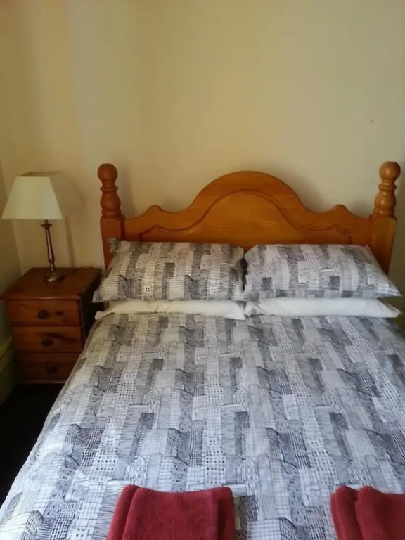 Economy room