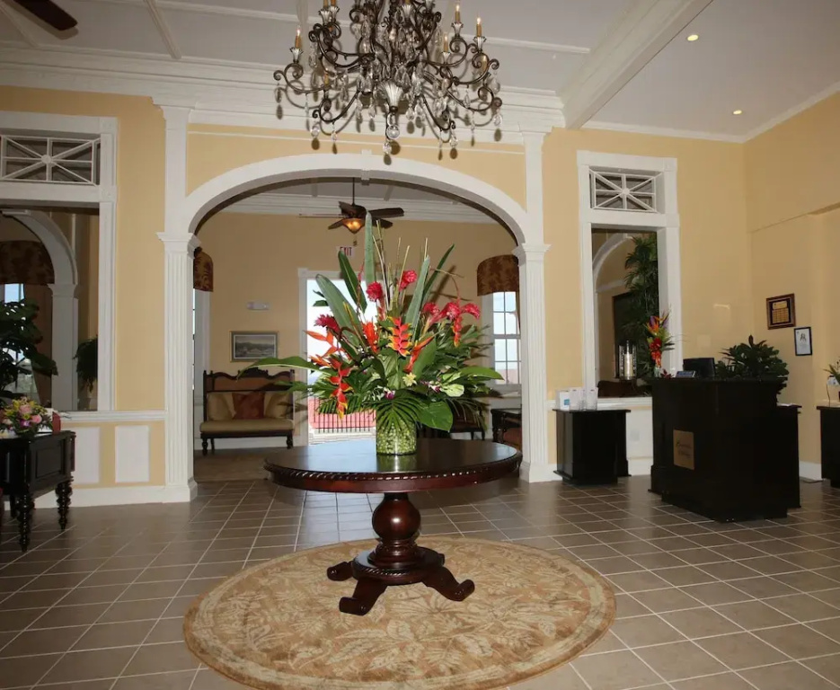 Lobby & Reception