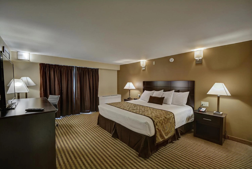 The Putney Inn — 5