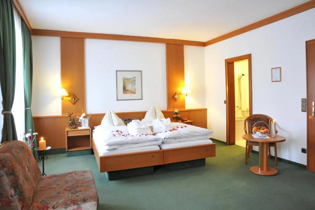 Hotel Zum goldenen Hirschen - Chambres
