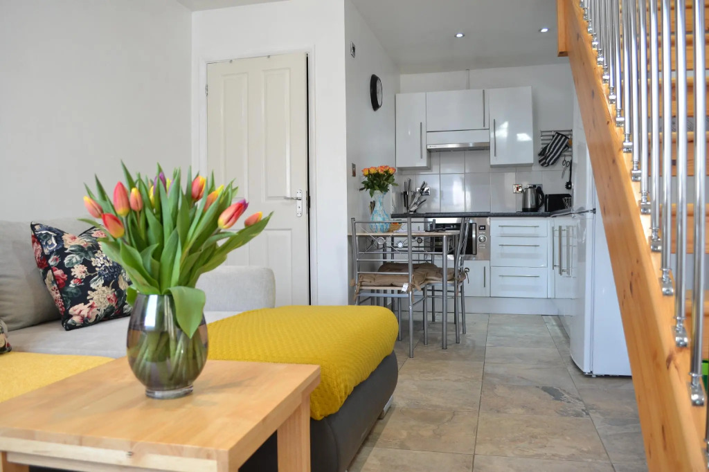 Apartment near Rail Station,FREEparking,Bus Stop — фото 2