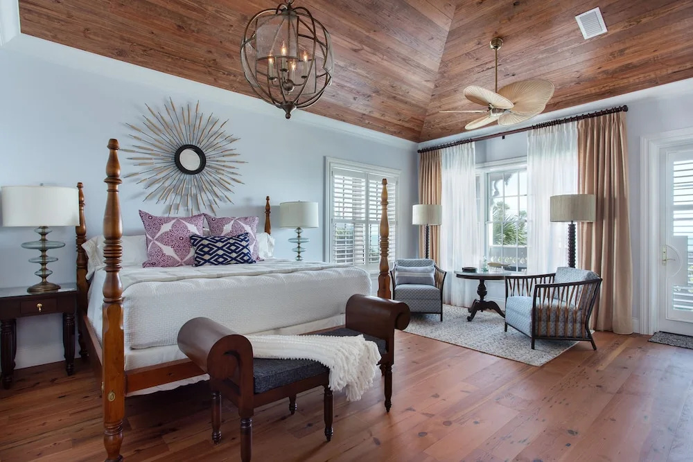Premier room