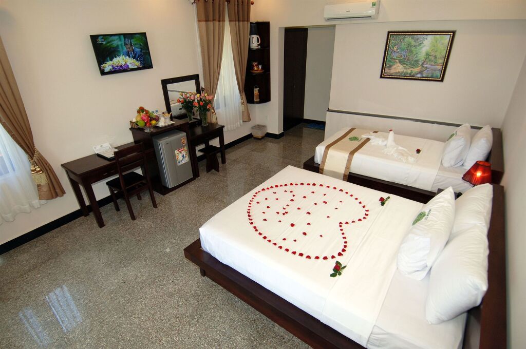 Saigon Emerald Beach Resort