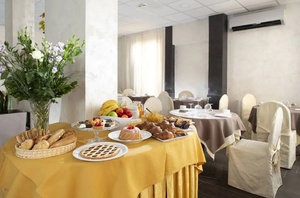 Hotel photo 13