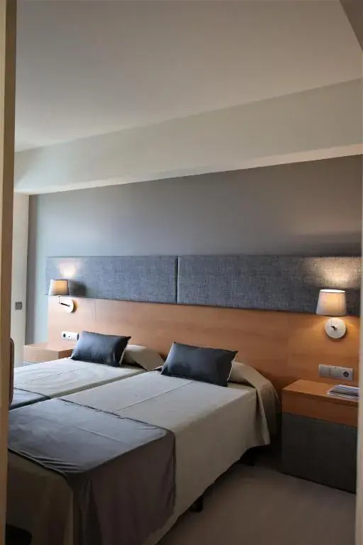 FERGUS Cap Roig - Chambres