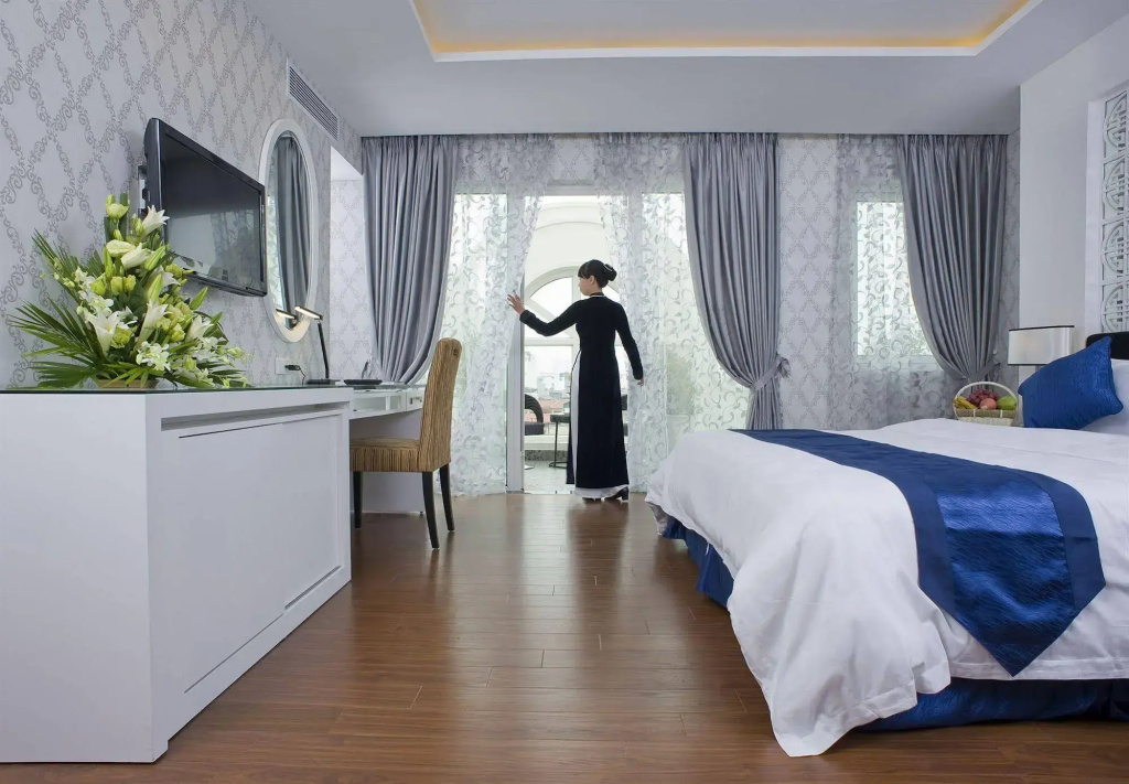 Church Boutique Hotel - Hang Gai — фото