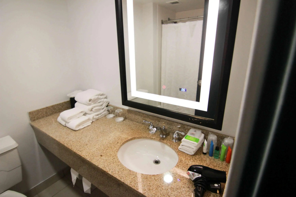 Wyndham Providence Airport - Général