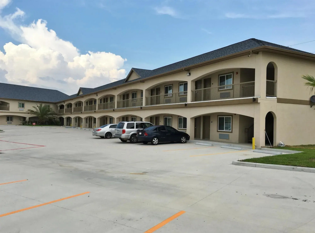 Regency Inn and Suites