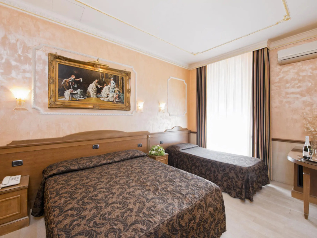 Triple room