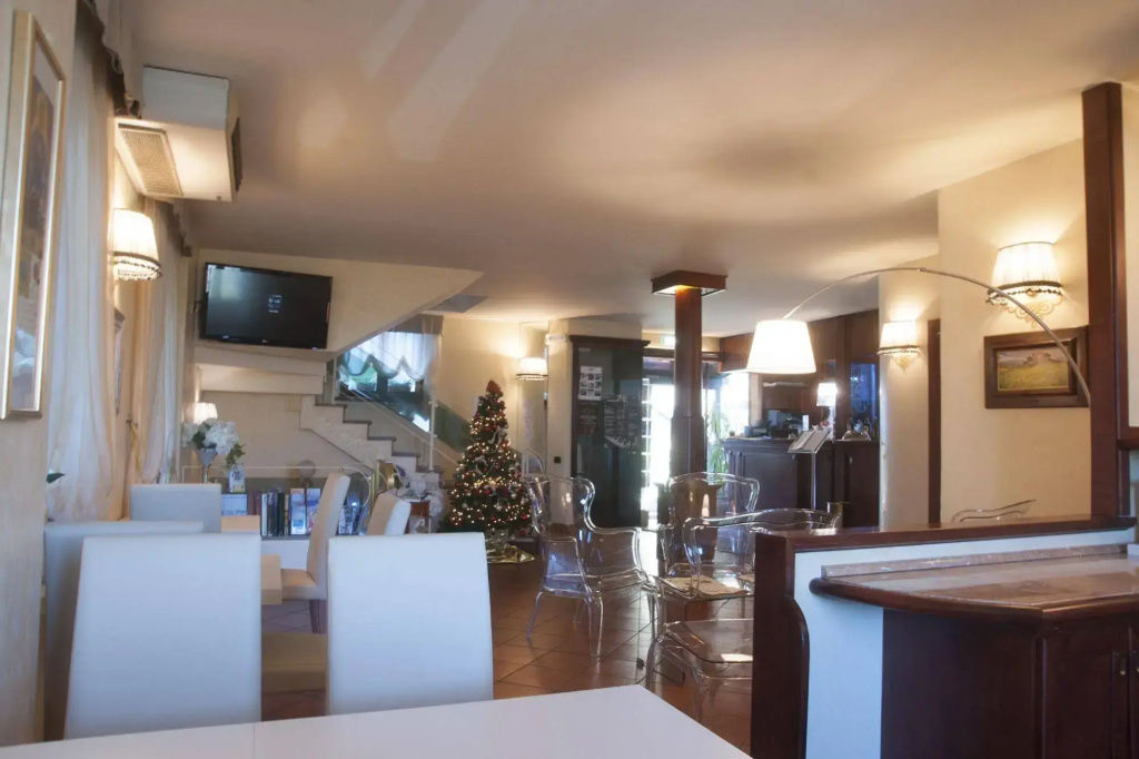 Hotel photo 17