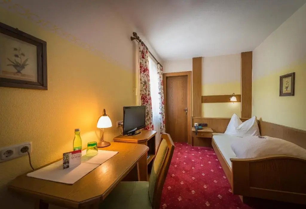 Hotel Krone Tirol - Chambres