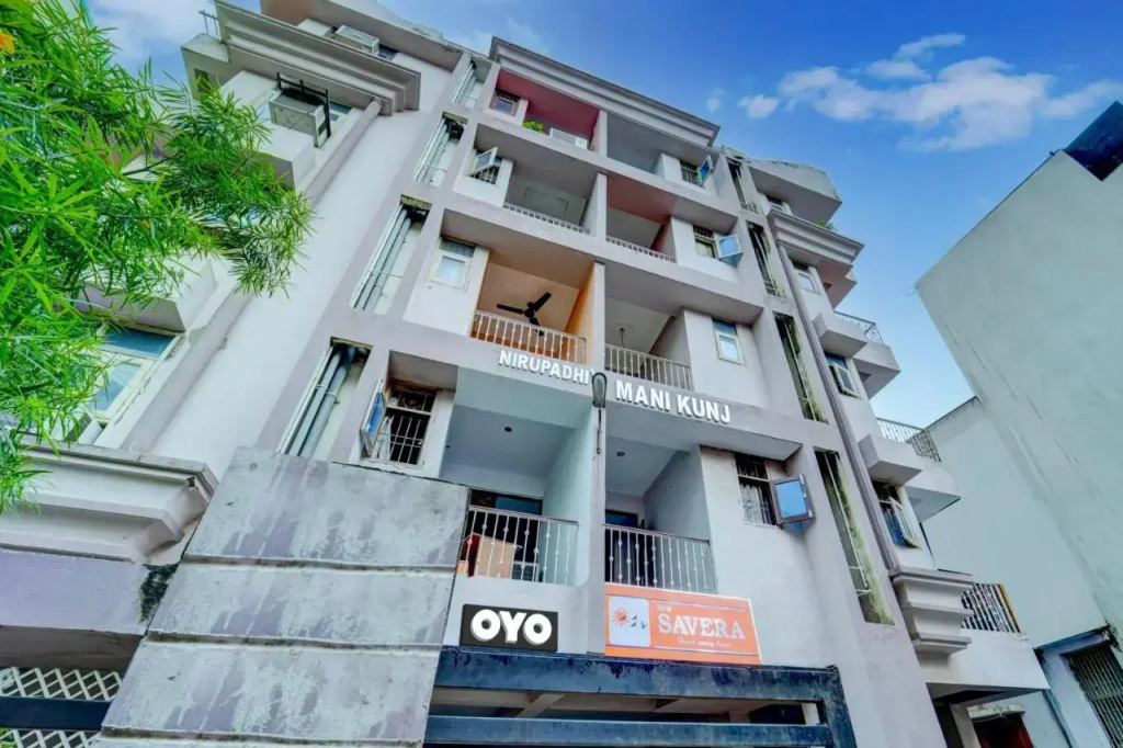 OYO 9061 Savera Retreat