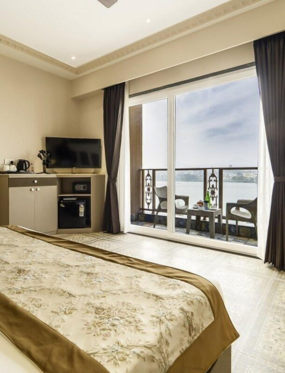 Luxury room
