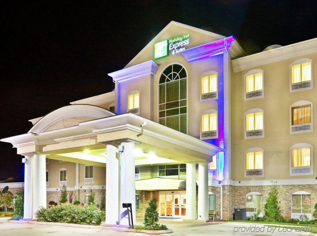 Comfort Inn & Suites Denison - Lake Texoma
