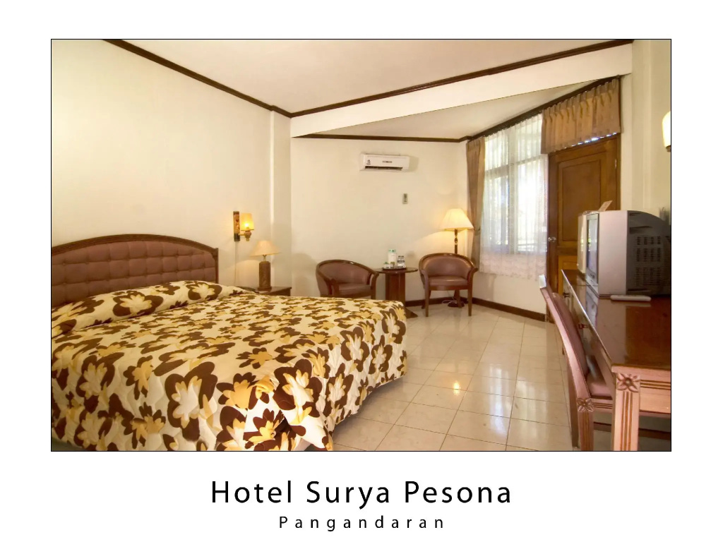 Surya Pesona Beach Hotel - Chambres